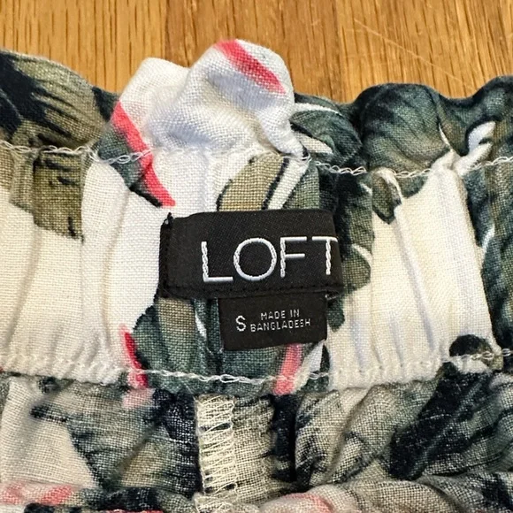 *last chance* LOFT | High Waist Tropical Print Shorts - Pink and Green - Picture 2 of 14